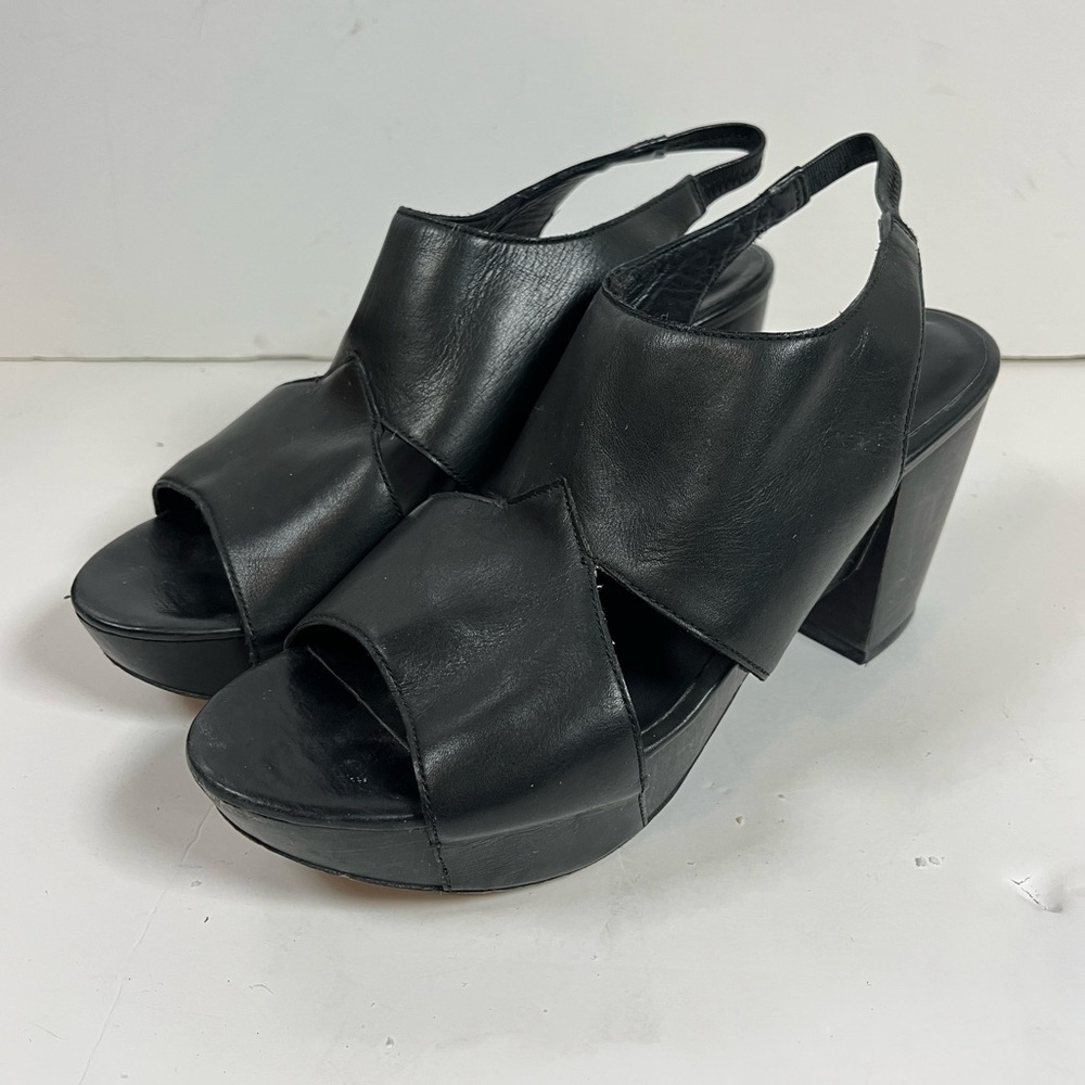 Eileen Fisher Black Leather Slingback Heels Size 8.5 Medium